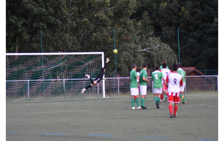 ⚽️🔴Le FC.Bourguisans maitre sur son terrain!⚪️⚽️